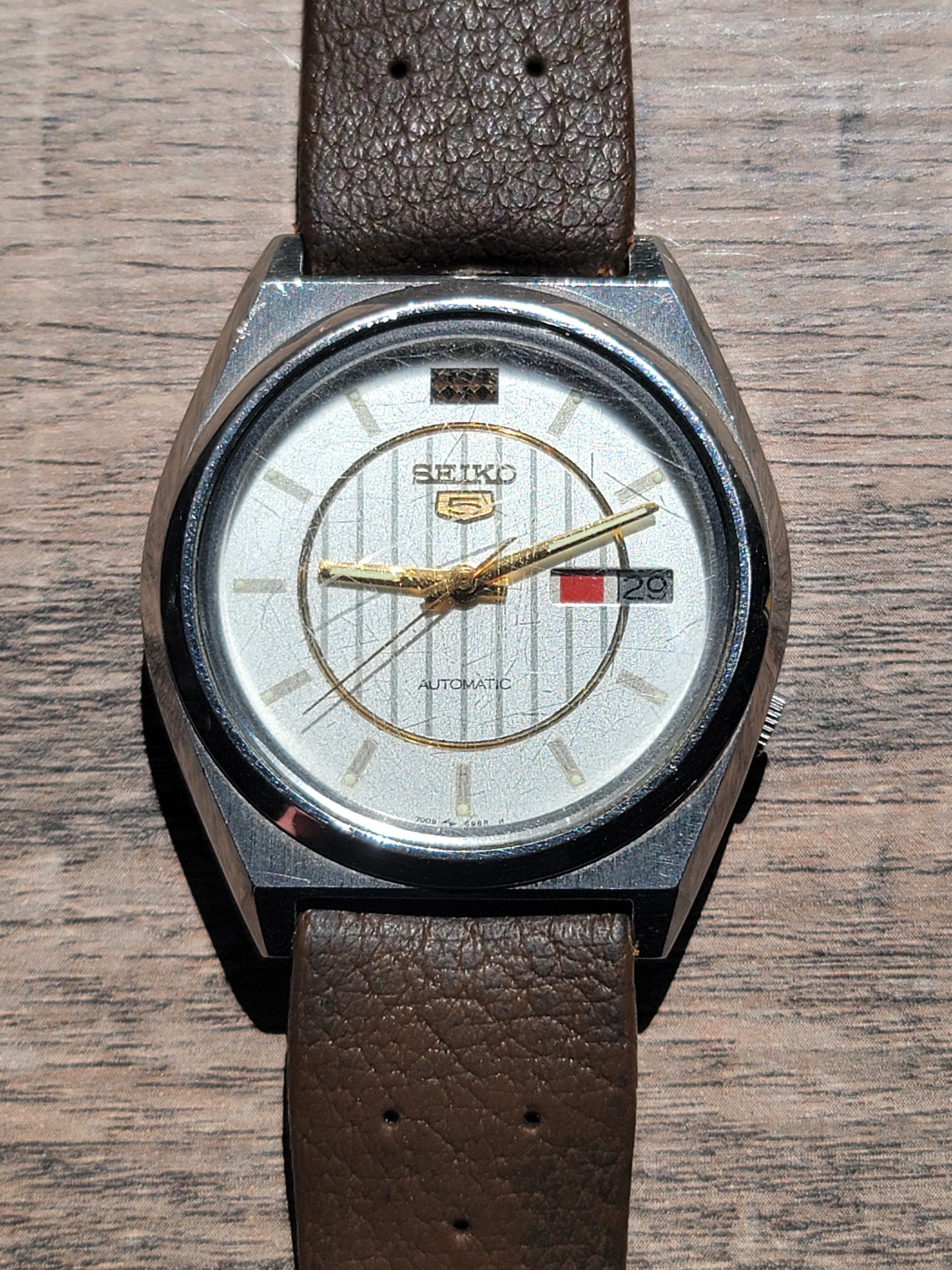 1980's Seiko 5 Roman 7009-876A