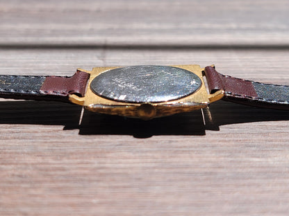 1970's Fortis Square Gilded 4720
