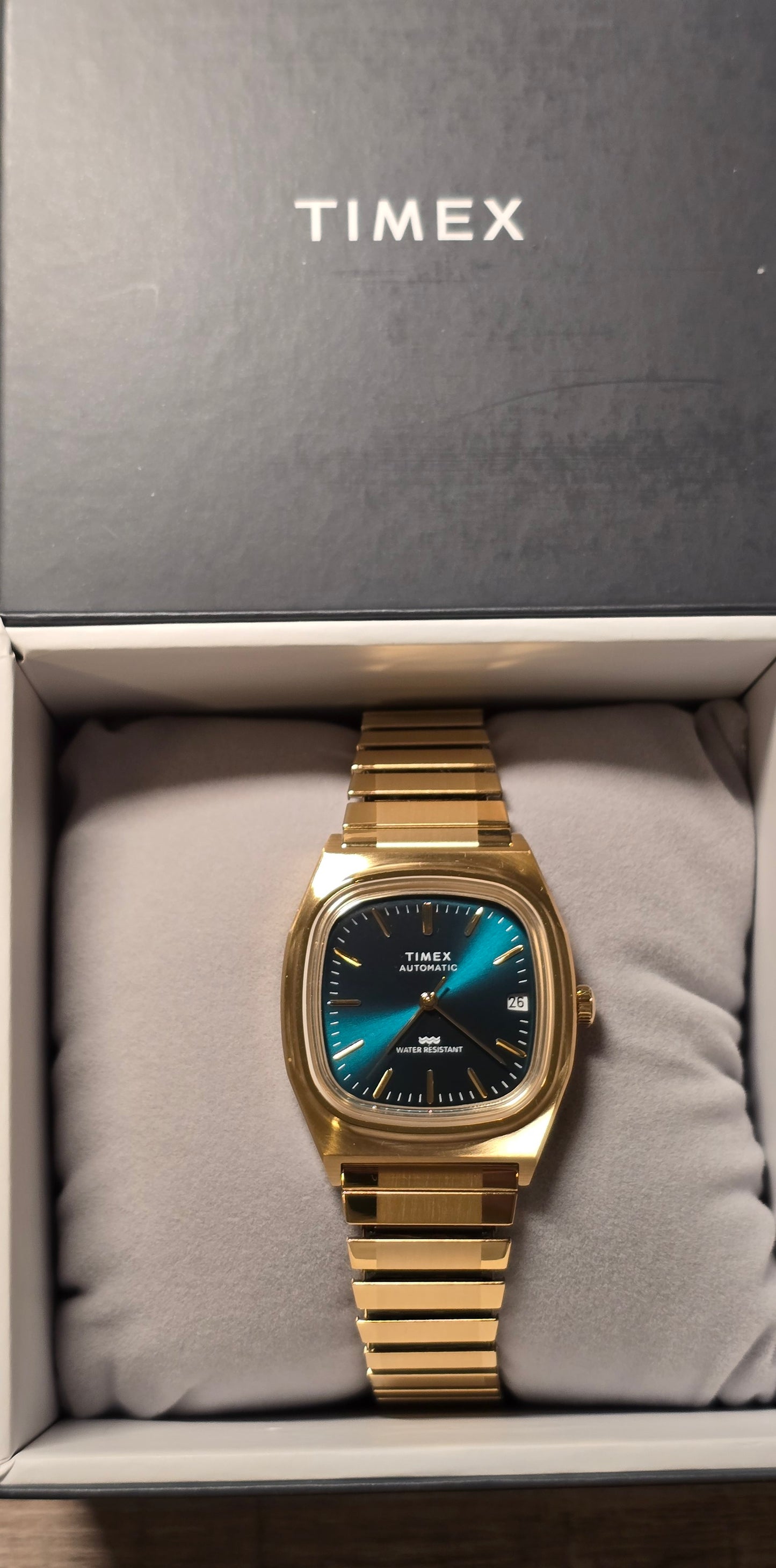 2025 Timex Reissue 1983 E-Line Green