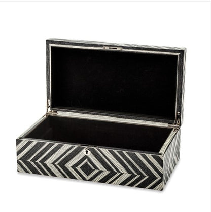M+K Collection Luxury High Gloss Brazilian Wild Walnut Veneer 8-Slot Locking Watch and Jewelry Case